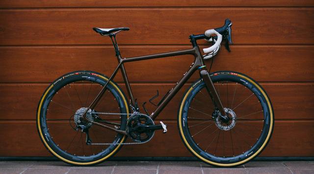 Gravel oder Rennrad? Der große Vergleich